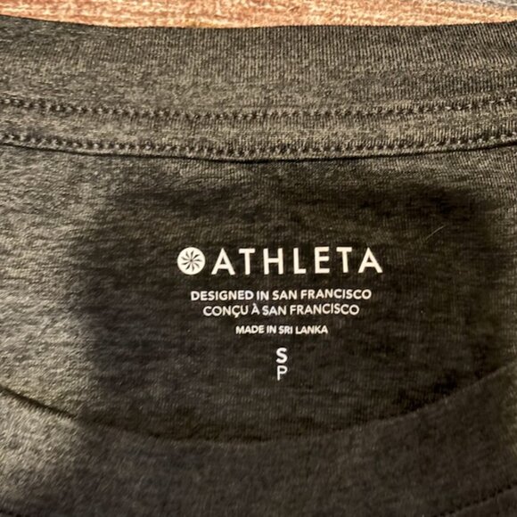 Athleta Long Sleeve Tunic Shirt with Thumb holes - Women's Small - Picture 2 of 3